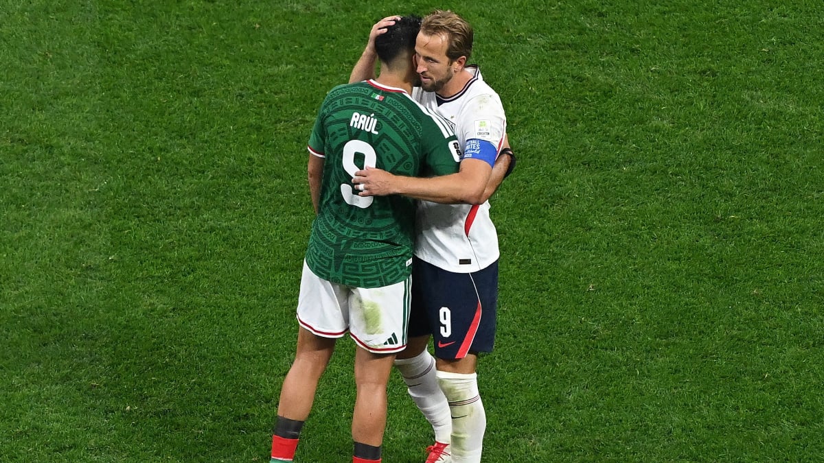 FIFA: Aguirre apologizes after Mexico World Cup exit