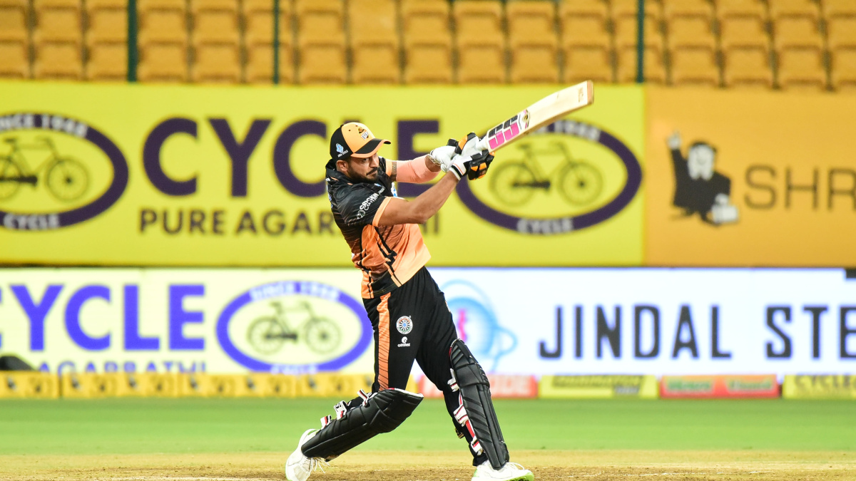 Maharaja Trophy KSCA T20: Hubli Tigers, Mysore Warriors share points after Abhinav Manohars 12-ball