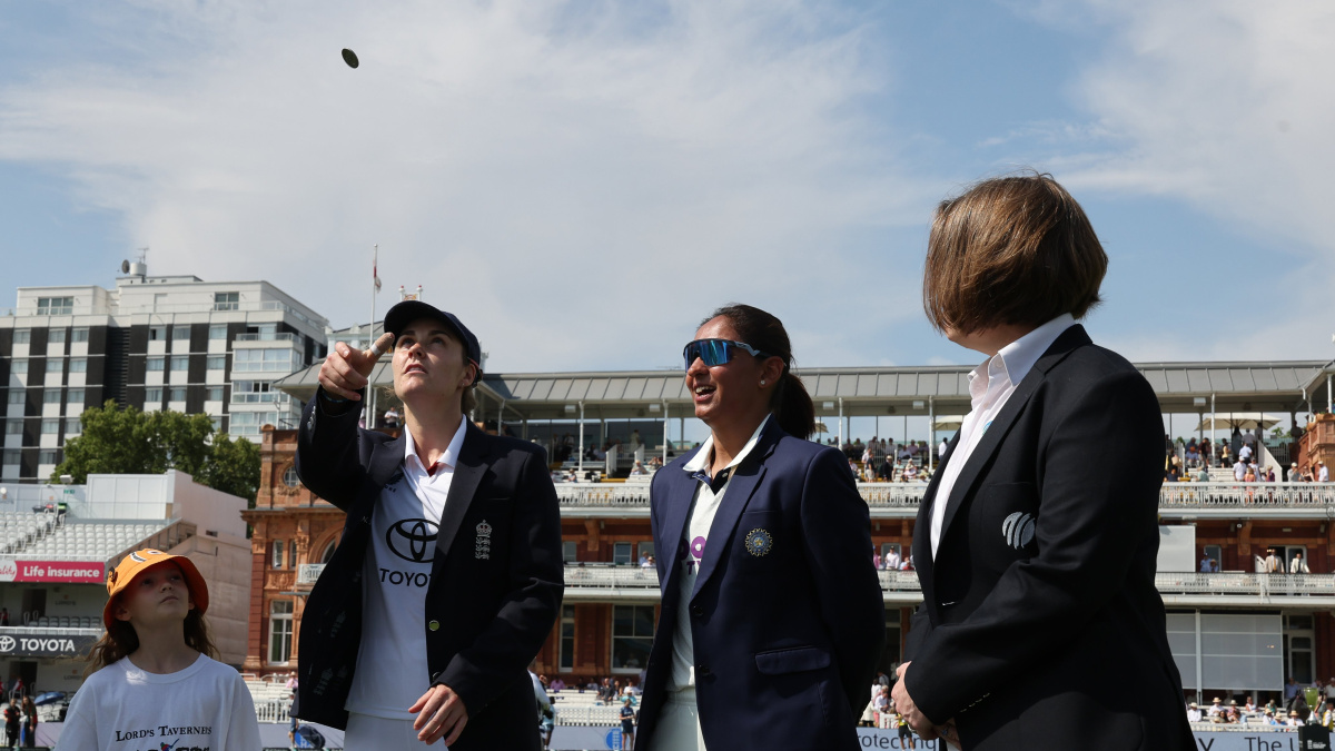 One-off Test: Charani, Capsey, Villiers handed debut caps as England elect to bowl first against Ind