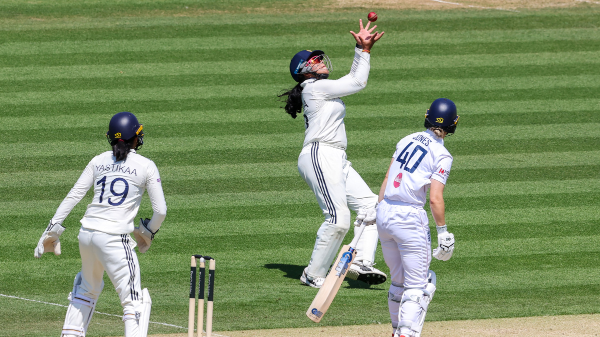 One-off Test: Kranti’s maiden five-fer gives India a 115-run 1st innings lead as England fold for 17