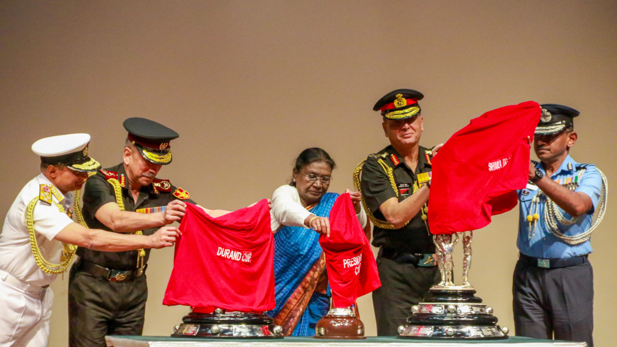 President Droupadi Murmu unveils trophies of Durand Cup tournament 2026