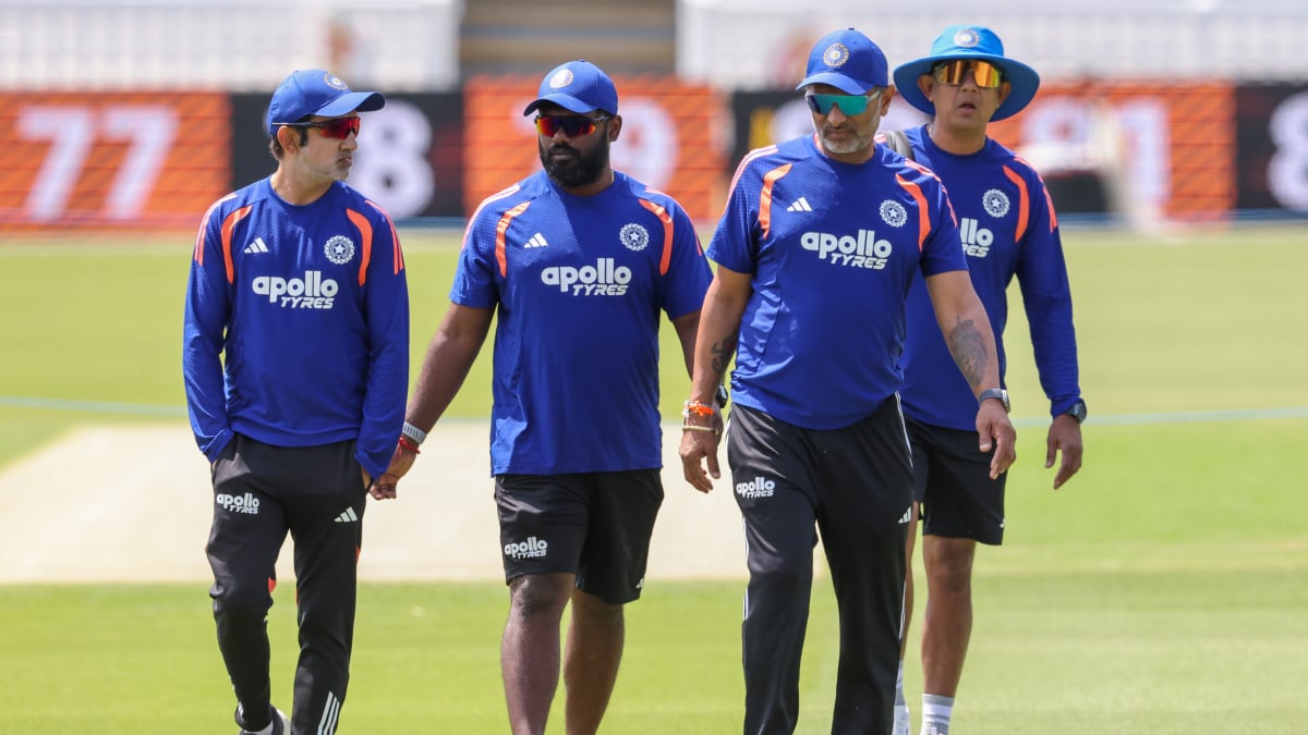 Pressure on senior stars because India has immense bench strength, says Dinesh Karthik
