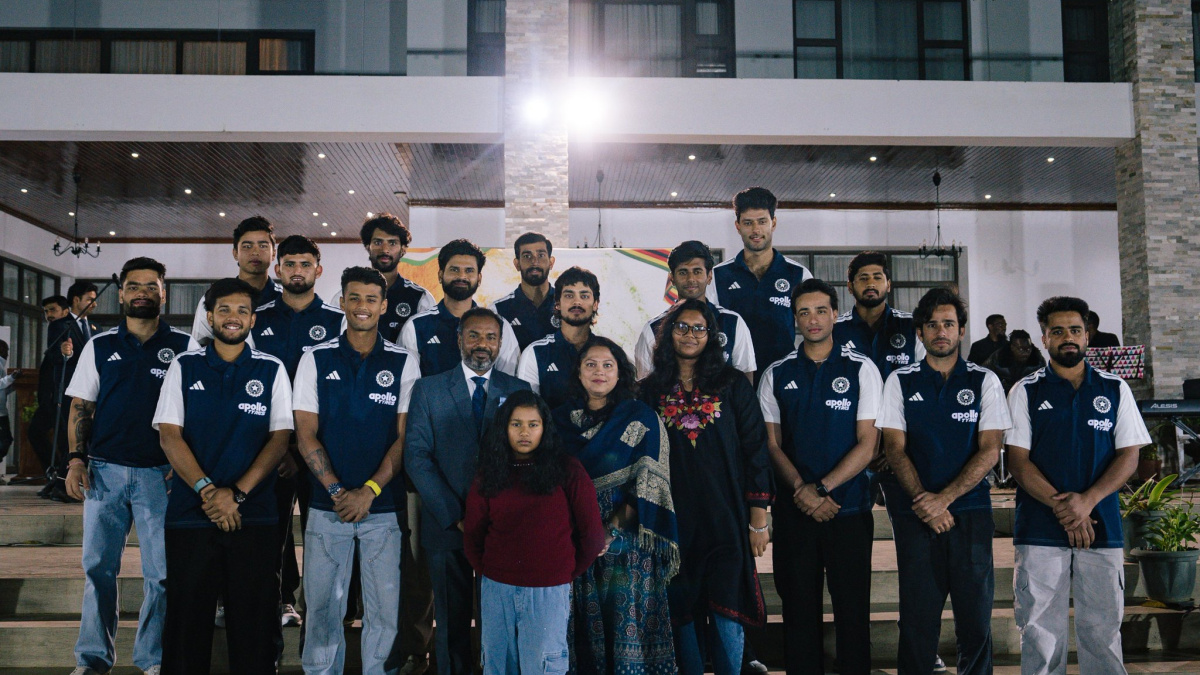 Shreyas Iyer and Co visit Indian Ambassador to Zimbabwe ahead of second T20I