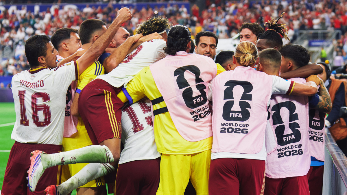 Spain blank France 2-0 to reach FIFA World Cup final