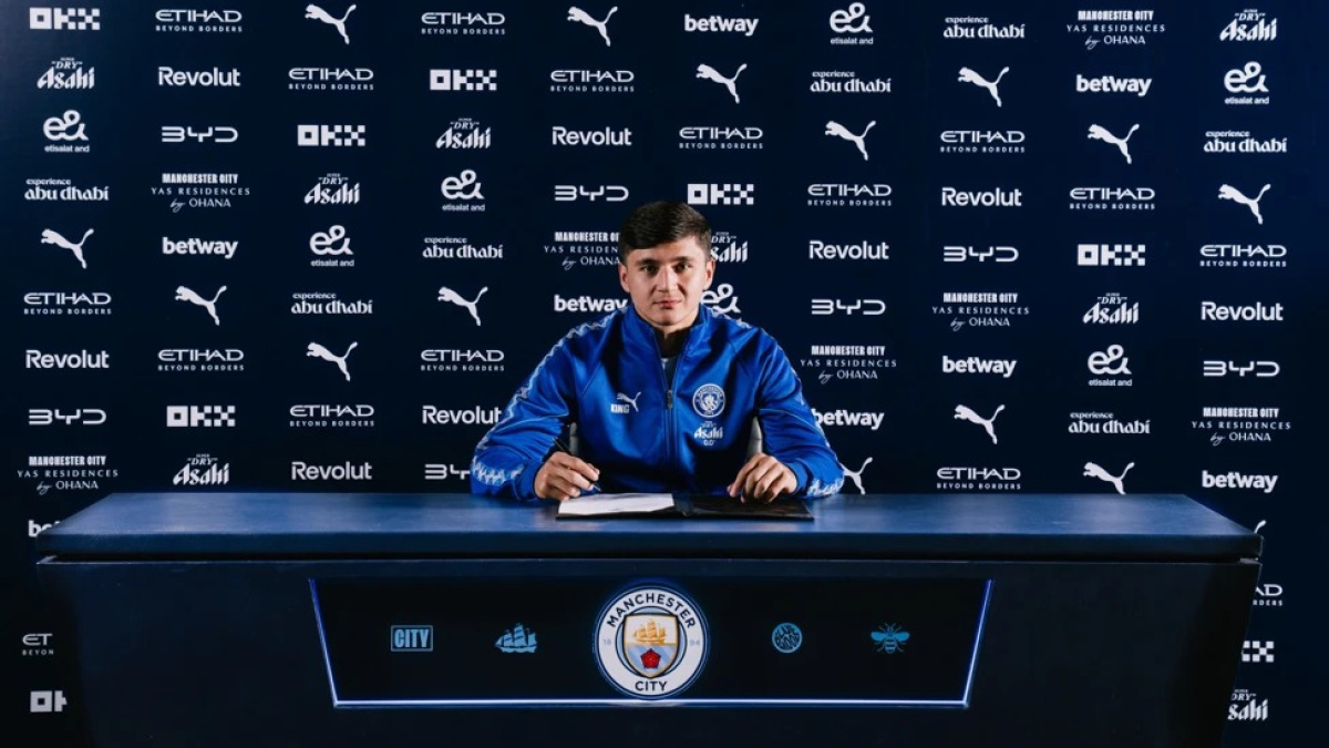 Uzbekistans defender Abdukodir Khusanov signs new long-term deal with Manchester City