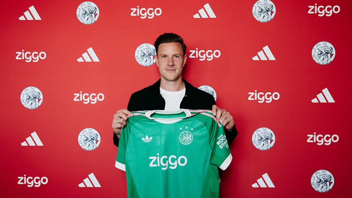 Ajax signs Marc ter Stegen on a one-year loan from FC Barcelona