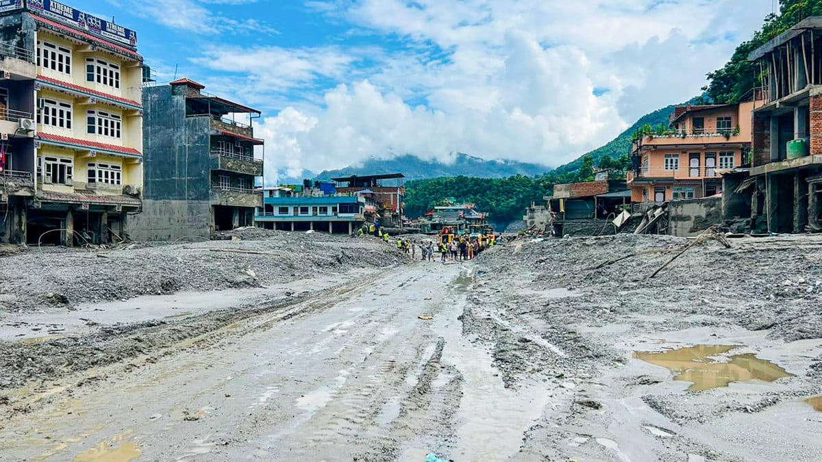 Devastating to see what has happened: Faf du Plessis offers prayers for flood-hit Nepal