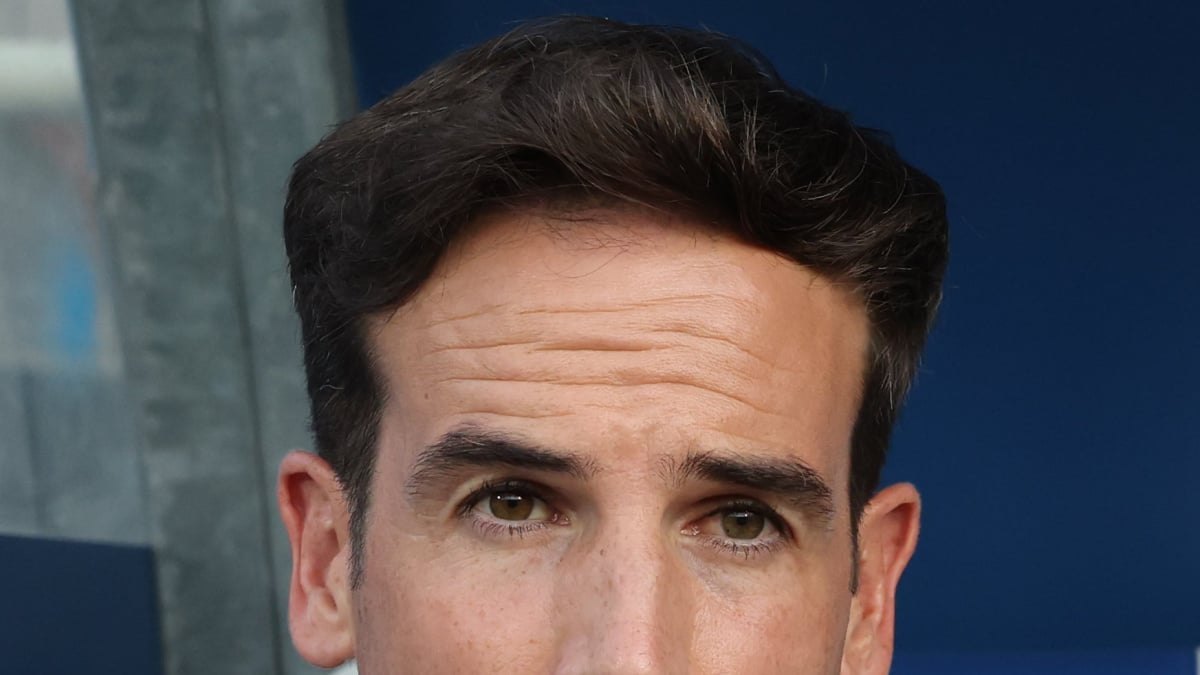 Football: Villarreal president Roig backs new coach Perez ahead of La Liga season