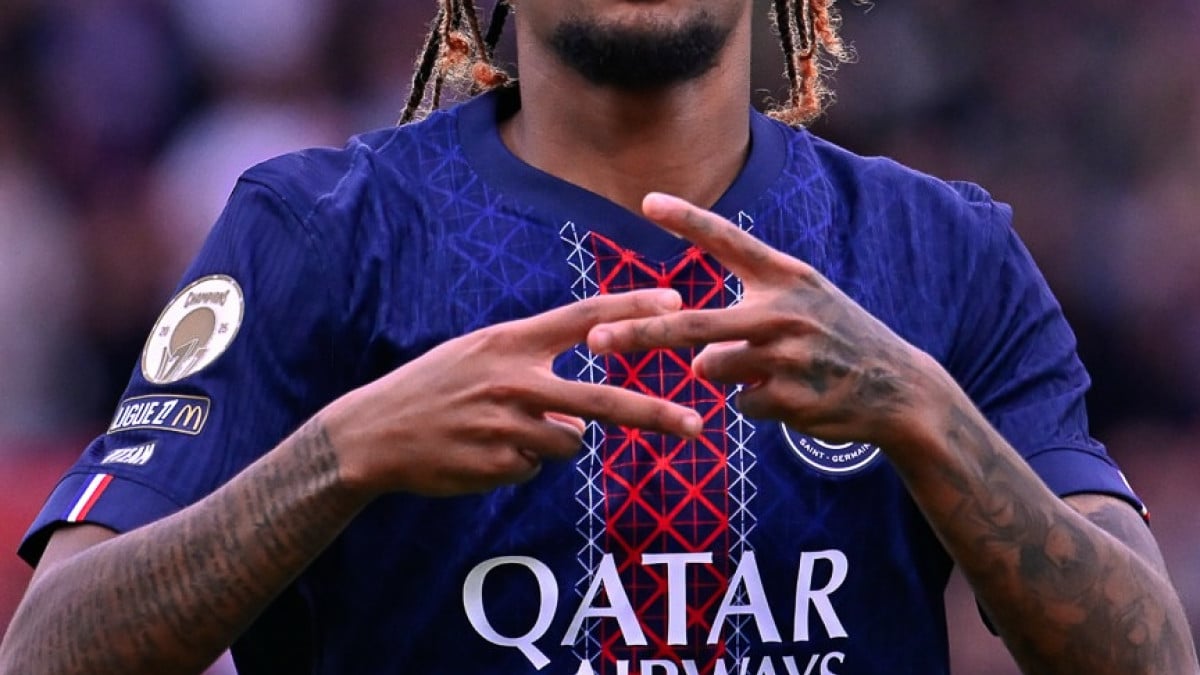 Liverpool agree deal worth up to GBP 123mn for Barcola from PSG: Report