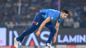 Look back on Ashes shamefully, should have won that first game, says Mark Wood