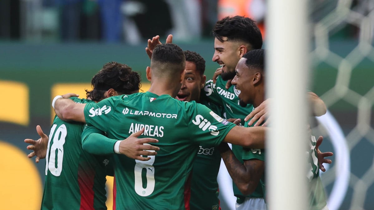 Lopez shines as Palmeiras pulls clear in Brazils Serie A