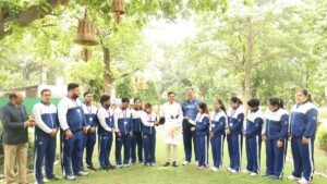 Sports Min Mandaviya felicitates CWG 2026 weightlifting medallists with cash rewards