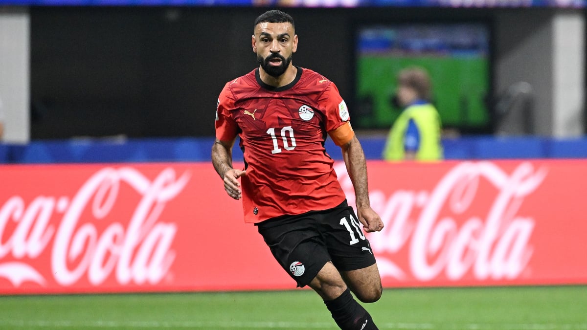 Turkish club Trabzonspor negotiations to sign Egyptian forward Salah