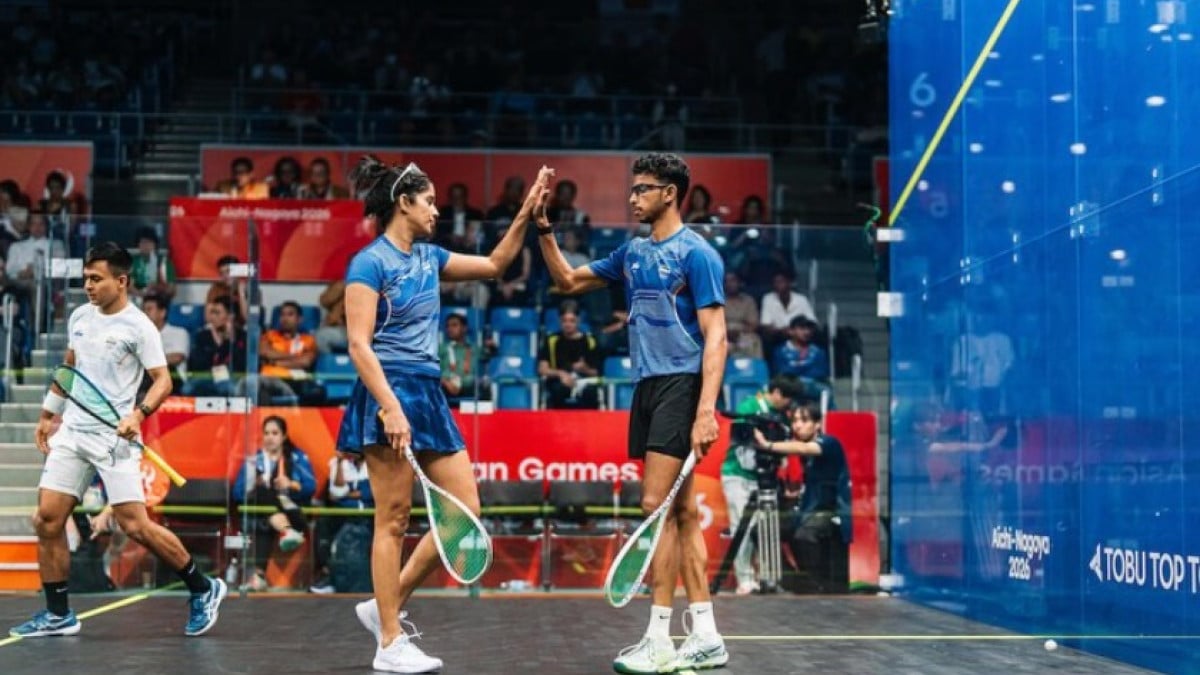 Asian Games: Joshana-Velavan enter squash mixed doubles SF, assure medal