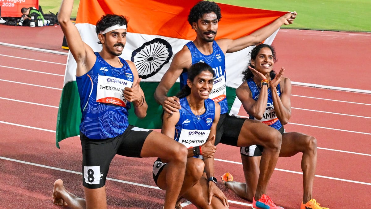 Asian Games: Vithya dedicates mixed relay silver to twin sister, says ‘I tried to change my medal colour’