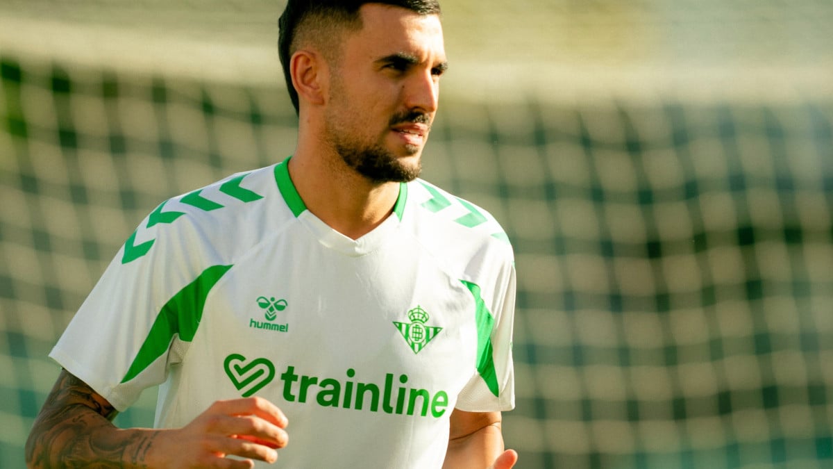 Football: Ceballos returns to Betis in late deadline day move