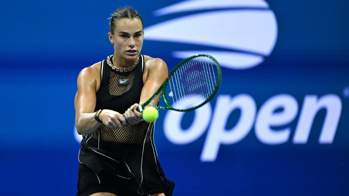 I thought only Wimbledon was played on grass: Internet reacts to Sabalenkas weed smell complaint