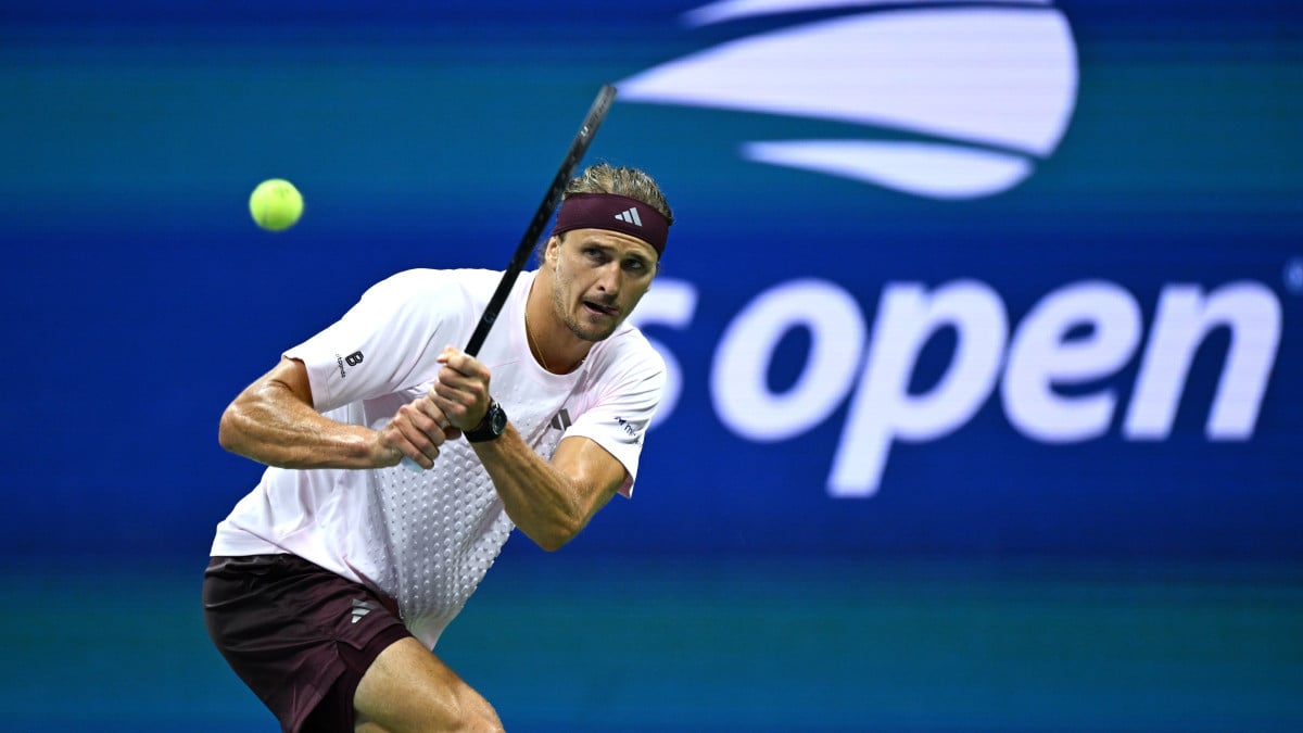 US Open: Zverev breaks Beckers record to sail into SFs