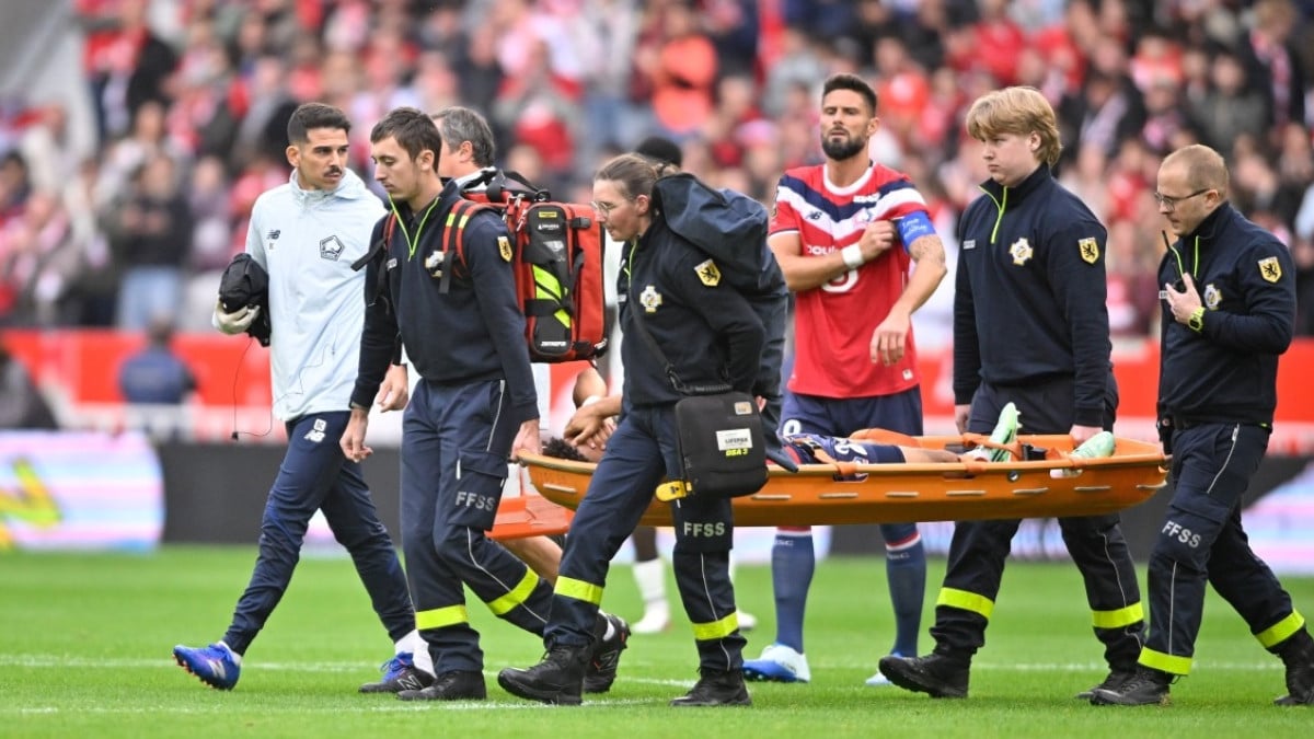 Lille threaten legal action after dangerous tackle leaves Santos injured 