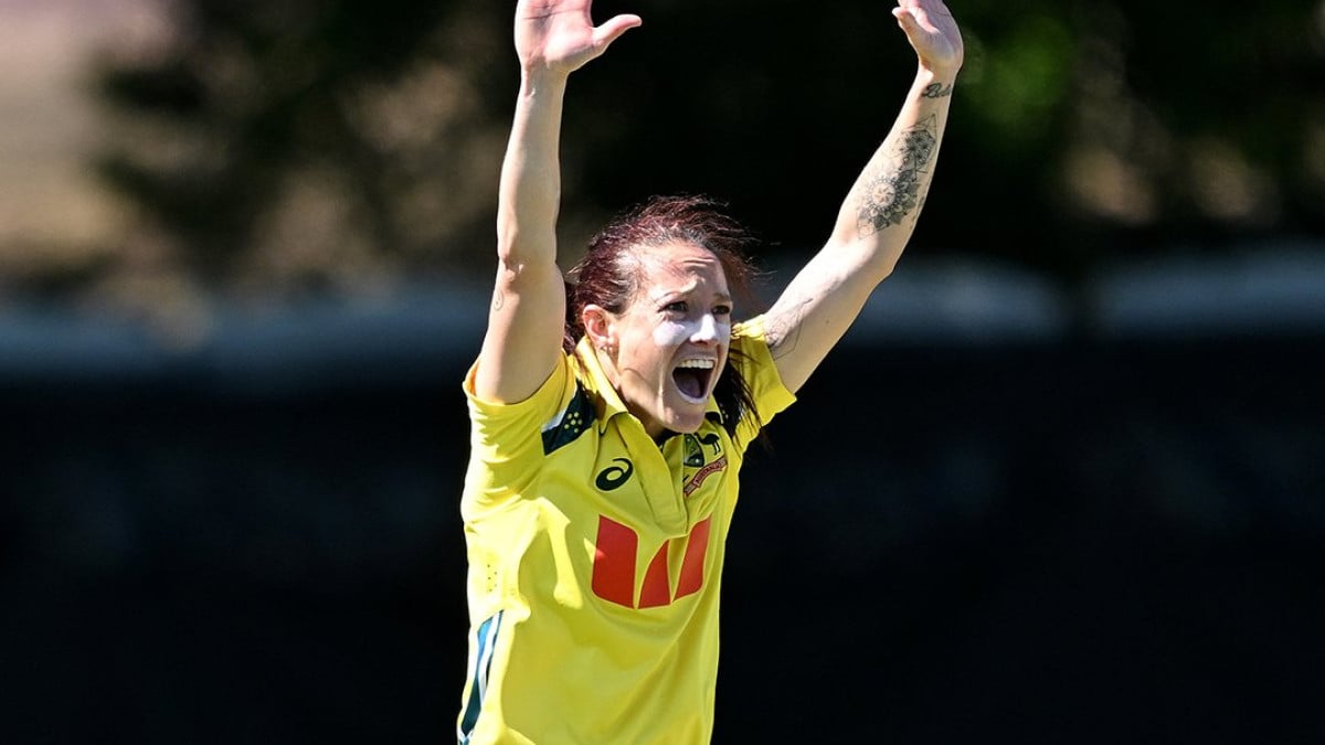 Megan Schutt becomes third Australian to complete 150 ODI wickets