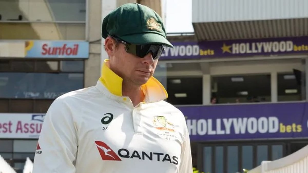 Smith returns to field for final day of Durban Test after concussion scare