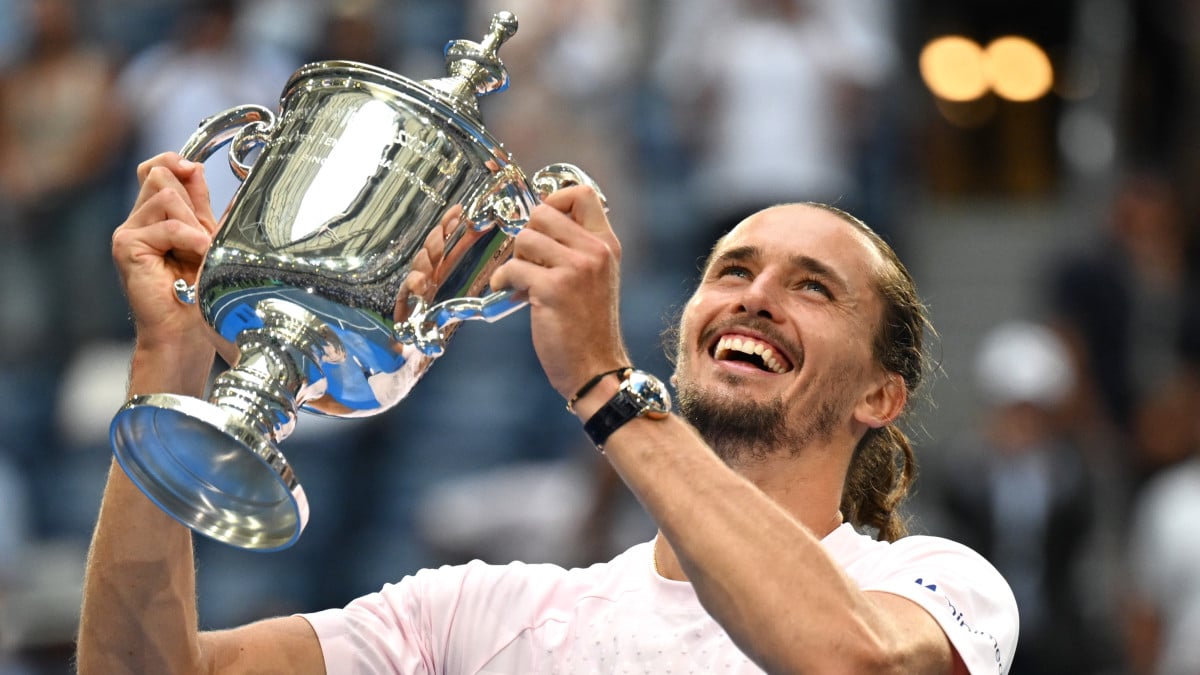 Zverev becomes first German to clinch ATP Year-End No.1 after shock Alcaraz defeat in Shanghai